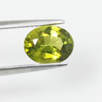 gemstone: เพอริดอท-Peridot size: 9.1x7.1x4.6 carat: 2.10Ct.