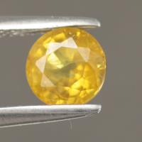 gemstone: บุษราคัม-Yellow Sapphire size: 6.0x6.0x4.0 carat: 1.29Ct.