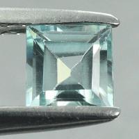 gemstone: เพทาย (Zircon) size: 4.7x4.7 carat: 0.77Ct.