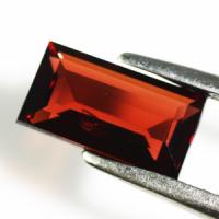 gemstone: โกเมน-Garnet size: 9.2x5.0x3.2 carat: 1.81Ct.