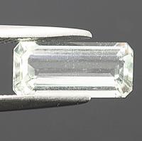 gemstone: อะคัวมารีน-Aquamarine size: 11.0x5.3x3.7  carat: 1.68Ct.