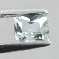 gemstone: อะคัวมารีน-Aquamarine size: 5.5x4.5x3.3 carat: 0.56Ct.