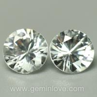 White Zircon พลอยเพทายขาวเหลี่ยมเพชร พลอยแท้ อัญมณีสีขาว ดูดวง เสริมดวง พลอยดิบ เพชร ราศี เมษ แหวนเพชร มีใบเซอร์ฯ