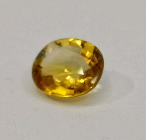 Citrine  yellow natural gemstone พลอย ซิทริน อัญมณี แก้ชง เสริมดวง ดูดวง  สีเหลือง ทอง พลอยบุษราคัม เสริมราศี