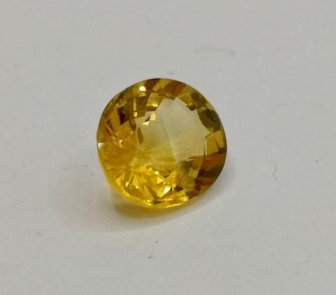 Citrine yellow natural gemstone พลอย ซิทริน อัญมณี แก้ชง เสริมดวง ดูดวง หัวใจ heart สีเหลือง ทอง พลอยบุษราคัม เสริมราศี