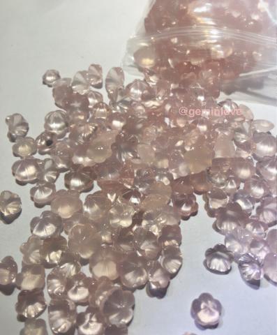 rose quartz ควอทซ์สีกุหลาบ อัญมณีสีชมพู หินมงคล เสริมดวงความรัก หินโชคลาภ ต่างหู พลอยดิบ โรสควอทซ์ อัญมณีแก้ชง