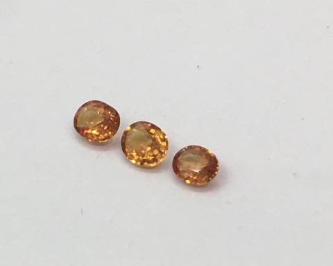 g1-203-4 พลอยออเร้นซัฟไฟร์ orange sapphire พลอยสีส้ม ออเร้นซัฟไฟร์ orange sapphire พลอยเสริมดวงวันพฤหัส พลอยแท้ราคาโรงงาน พลอยเผาเก่า พลอยจันทบุรี รับทำเครื่องประดับ พลอยมีใบรับประกัน