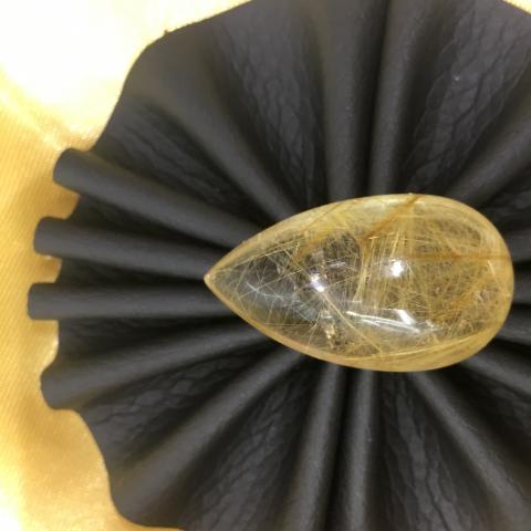 หินไหมทอง  รูไลท์ ควอทซ์ หินมงคล หินเสริมดวง หินไหมทอง หินนำโชคลาภ หินเรียกเงินเรียกทอง รูไลท์ ควอทซ์ 