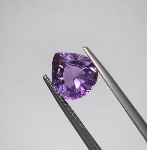 g1-285-3 amethyst พลอยอะเมทิสต์ amethyst ring พลอยแท้ อะเมทิสต์ อัญมณี กุมภาพันธ์ สีม่วง หัวแหวน เสริมดวง เสริมทรัพย์ พลอยดิบ พลอยแท้ มีใบเซอร์ฯ