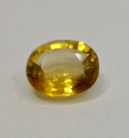 Citrine  yellow natural gemstone พลอย ซิทริน อัญมณี แก้ชง เสริมดวง ดูดวง  สีเหลือง ทอง พลอยบุษราคัม เสริมราศี