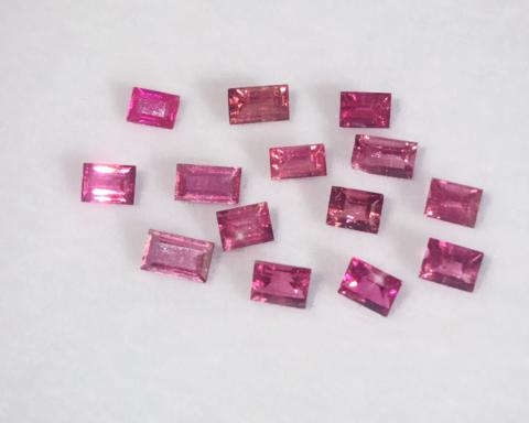 pink Tourmaline gemstone แหวนพลอย วันอังคาร อัญมณี เสริมดวง  พิ้งทัวมาลีน พลอยทัวมาลีนสีชมพู ทรงหัวใจ heart pendant