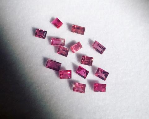 pink Tourmaline gemstone แหวนพลอย วันอังคาร อัญมณี เสริมดวง  พิ้งทัวมาลีน พลอยทัวมาลีนสีชมพู ทรงหัวใจ heart pendant