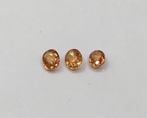 g1-203-4 พลอยออเร้นซัฟไฟร์ orange sapphire พลอยสีส้ม ออเร้นซัฟไฟร์ orange sapphire พลอยเสริมดวงวันพฤหัส พลอยแท้ราคาโรงงาน พลอยเผาเก่า พลอยจันทบุรี รับทำเครื่องประดับ พลอยมีใบรับประกัน