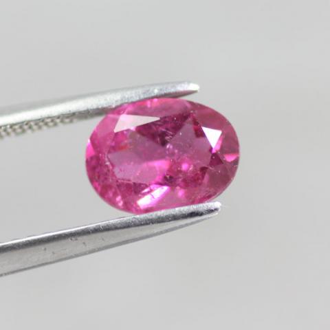 pink Tourmaline gemstone แหวนพลอย วันอังคาร อัญมณี เสริมดวง  พิ้งทัวมาลีน พลอยทัวมาลีนสีชมพู ทรงหัวใจ heart pendant