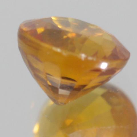 yellow sapphire พลอยบุษราคัม บางกะจะ จันทบุรี  เสริมดวง ดูดวง แก้ชง สีเหลือง แหวน พลอยแท้ พลอยสีเหลือง บุษย์น้ำเพชร พลอยดิบ