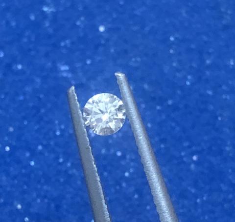 เพชรแท้ เพชรน้ำร้อย เพชรมีใบเซอร์ diamond แหวนเพชร 20 ตัง แหวนหมั้น แหวนแต่งงาน รับทำตัวเรือนเครื่องประดับ เพชรแท้ราคาส่ง