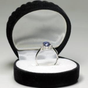 Blue Sapphire Ring แหวน พลอยแท้ พลอยไพลิน จันทบุรี อัญมณี สีน้ำเงิน  ราศีกันย์ เสริมดวง แก้ชง ดูดวง ต่างหูพลอย