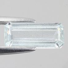 พลอยอะความารีน 0.97 กะรัต (Natural Aquamarine) gemstone: อะคัวมารีน-Aquamarine size: 10.0x4.5x3.8 carat: 0.97Ct.