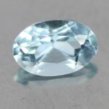 gemstone: อะคัวมารีน-Aquamarine size: 6.0x4.0 carat: 0.94Ct.