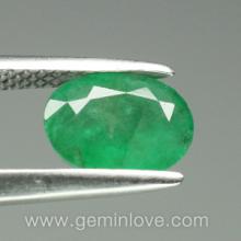 พลอยมรกต Emerald อัญมณีสีเขียว เสริมดวงวันพุธ เสริมราศีพฤษภา พลอยดิบ