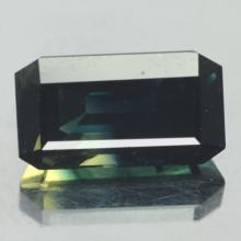 gemstone: เขียวส่อง(มรกตจันท์)-Green Sapphire size: 12.3x6.7x6.7 carat: 6.07Ct.