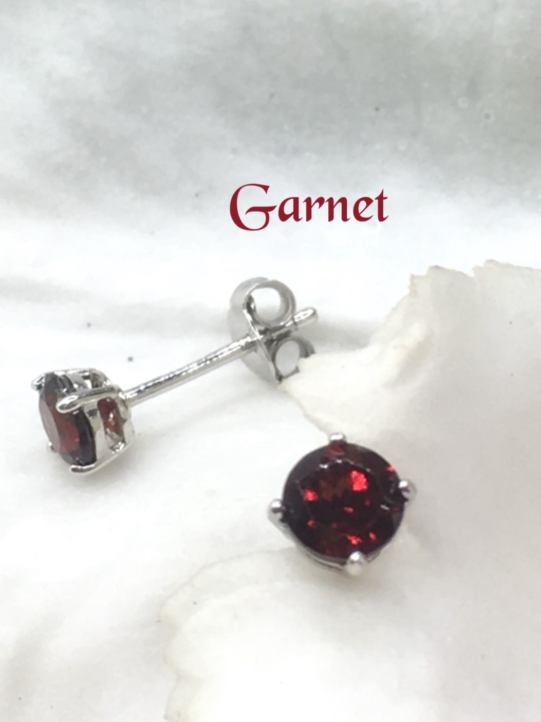 garnet ต่างหู เสริมดวง ปรับธาตุ พลอยโกเมน สีแดง พลอยแท้ เดือนมกราคม การ์เน็ต แหวน พลอย สร้อย แก้ชง ดูดวง เสริมดวง ราศีมกรา