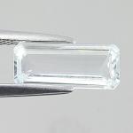 gemstone: อะคัวมารีน-Aquamarine size: 11.7x5.0x2.7 carat: 1.26Ct.