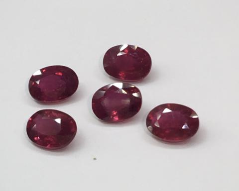 ruby พลอยทับทิม ทับทิมพม่า ring แหวน แก้ชง วันเกิด พลอยแท่้ ราคาโรงงาน อัญมณี ราศีกรกฏ เสริมดวง เครื่องประดับพลอยทับทิม ต่างหู