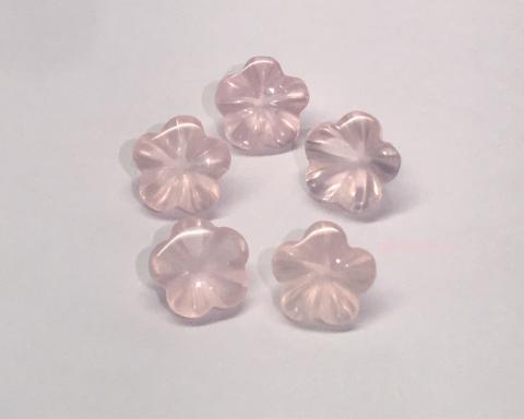 rose quartz ควอทซ์สีกุหลาบ โรสควอทซ์ พลอยดอกไม้ อัญมณีสีชมพู หินมงคล เสริมดวงความรัก หินโชคลาภ ต่างหู พลอยดิบ โรสควอทซ์ อัญมณีแก้ชง