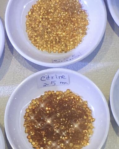 Citrine พลอยซิทริน พลอยแท้ สีเหลือง พลอยร่วง พลอยมิล พลอยเล็ก พลอยสายมู  พลอยไซด์เล็ก เสริมดวง แก้ชง ราคาโรงงาน