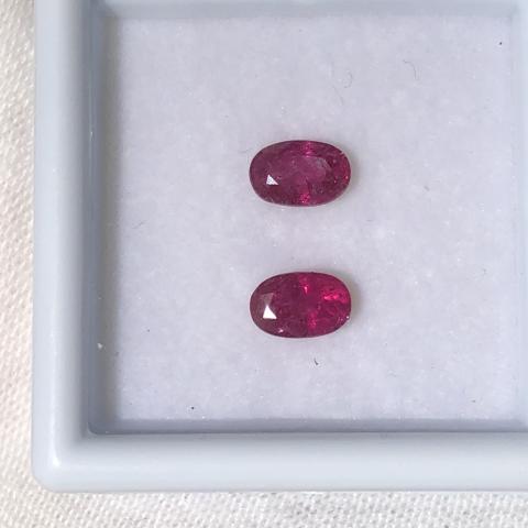 พลอยทับทิมสยาม พลอยทับทิมเผาเก่า Siamruby ruby พลอยไทย พลอยแท้มีใบเซอร์ naturalruby