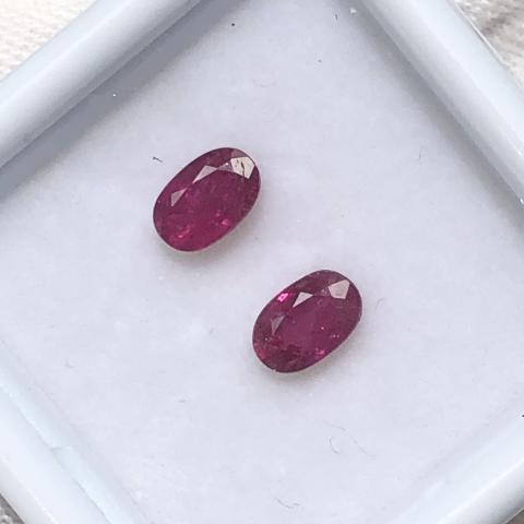 พลอยทับทิมสยาม พลอยทับทิมเผาเก่า Siamruby ruby พลอยไทย พลอยแท้มีใบเซอร์ naturalruby