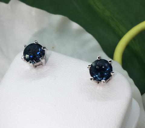 London Blue Topaz สีน้ำเงิน อัญมณี วันศุกร์ พลอย เสริมราศีกันย์ วันเกิด เสริมดวง ดูดวง ต่างหู บลูโทแพส โทพาส หัวแหวน จึ้ พลอยไพลิน ring earring bracelet พลอยแท้ มีใบเซอร์ฯ •