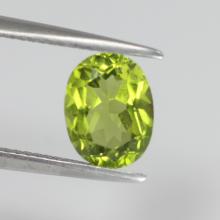 พลอย เพอริดอท peridot เสริมดวง แก้ชง ราศ๊สิงห์ พลอยแท้ พลอยดิบ วันพุธ หินนำโชค ดูดวง