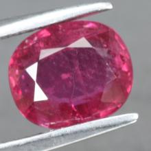 gemstone: ทับทิม-Ruby size: 8.7x7.8x3.5 carat: 2.31Ct.