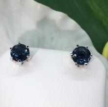 London Blue Topaz สีน้ำเงิน อัญมณี วันศุกร์ พลอย เสริมราศีกันย์ วันเกิด เสริมดวง ดูดวง ต่างหู บลูโทแพส โทพาส หัวแหวน จึ้ พลอยไพลิน ring earring bracelet พลอยแท้ มีใบเซอร์ฯ •